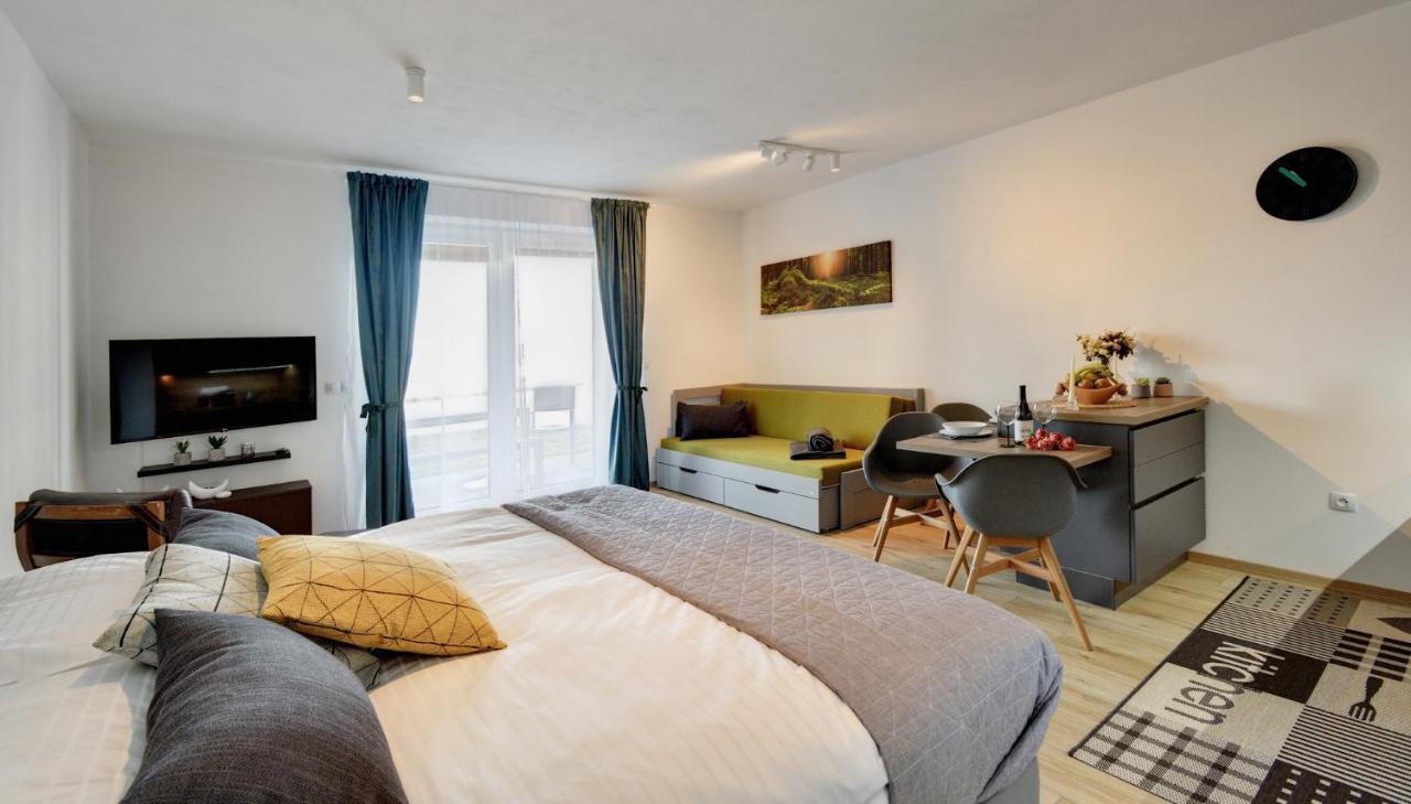 Apartman Lipno - Dve Zatoky Frymburk Extérieur photo